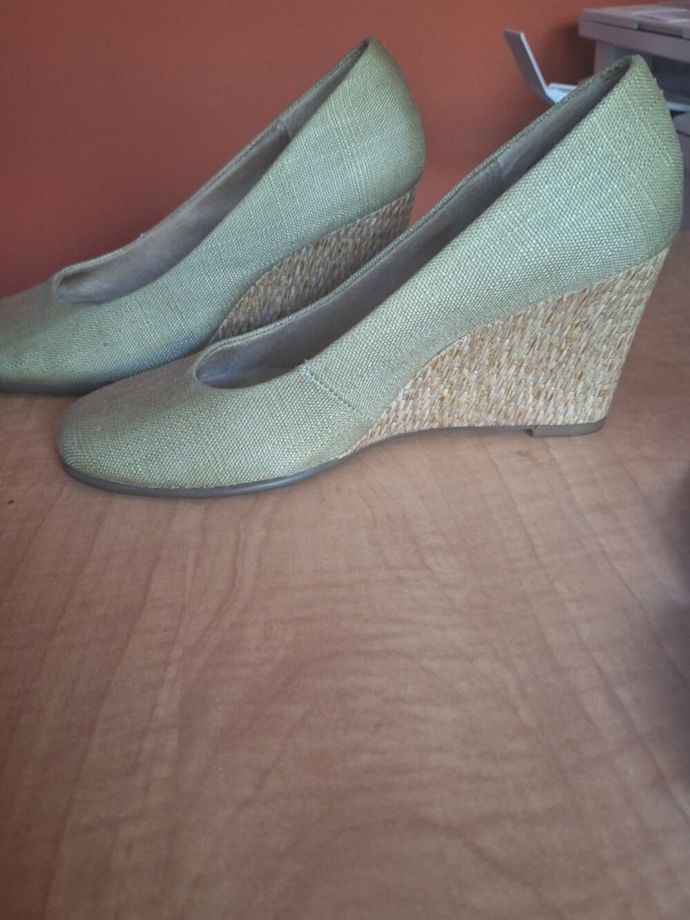Aerosoles Plum Tree Wedge Shoes